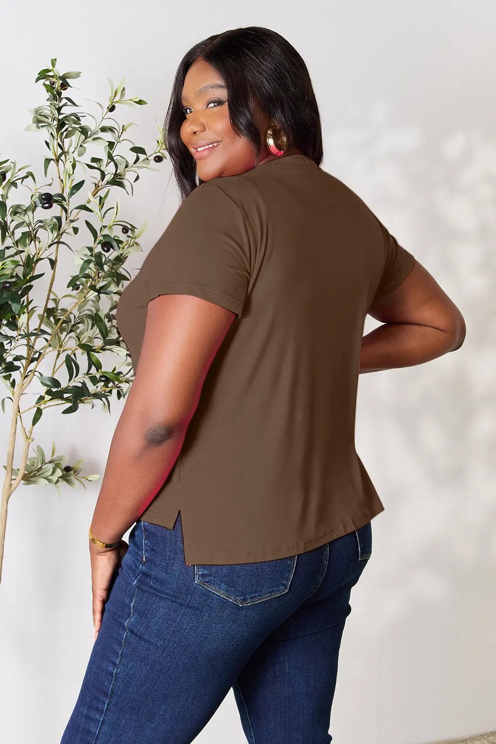 Basic Bae Full Size Round Neck Tee – Everyday Short Sleeve Essential - Cashmere Daisy