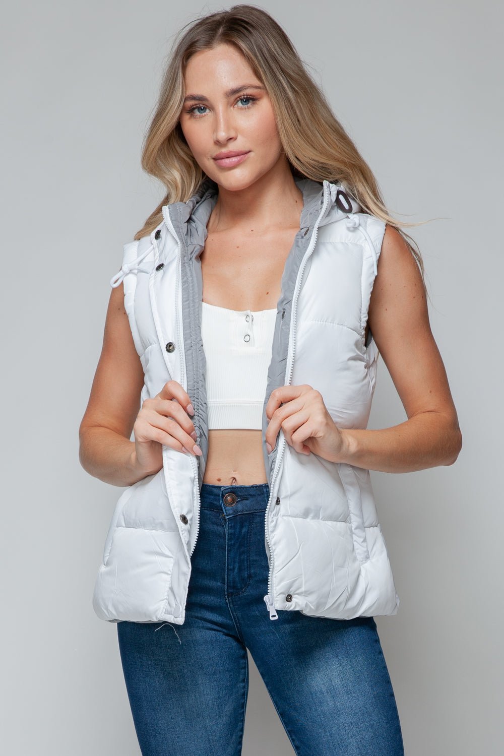 Snobbish Snap and Zip Closure Hooded Vest – White - Cashmere Daisy