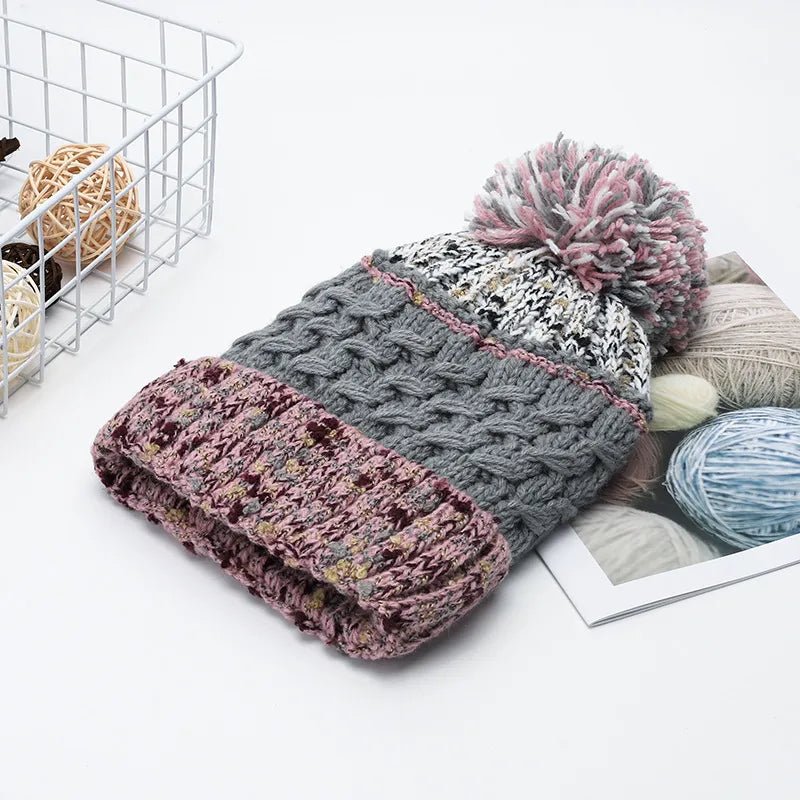 Contrast Thermal Hat with Pompom - Cashmere Daisy