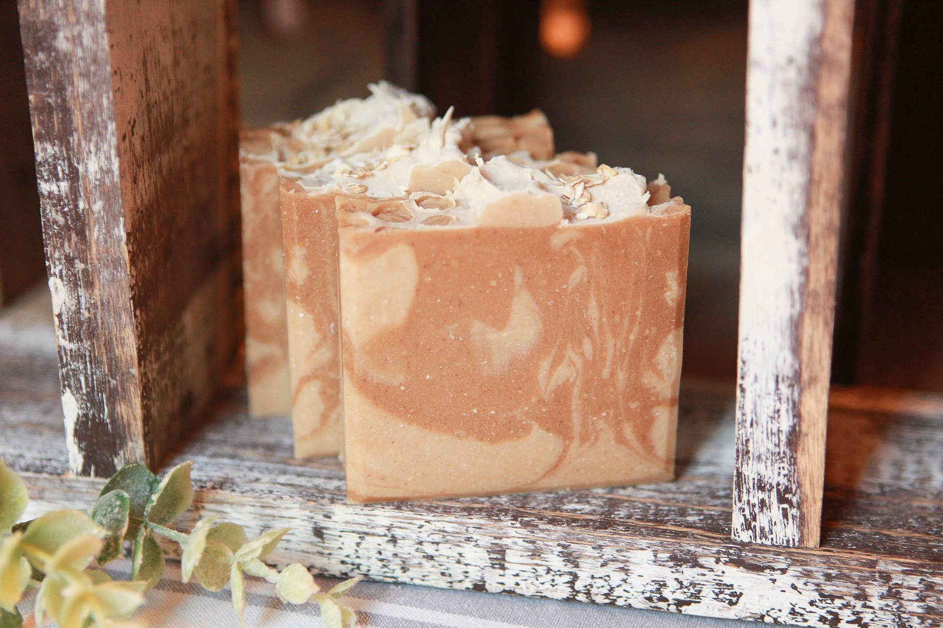Oatmeal, Goats Milk & Honey Soap Bar – Cold Process Soap - Cashmere Daisy