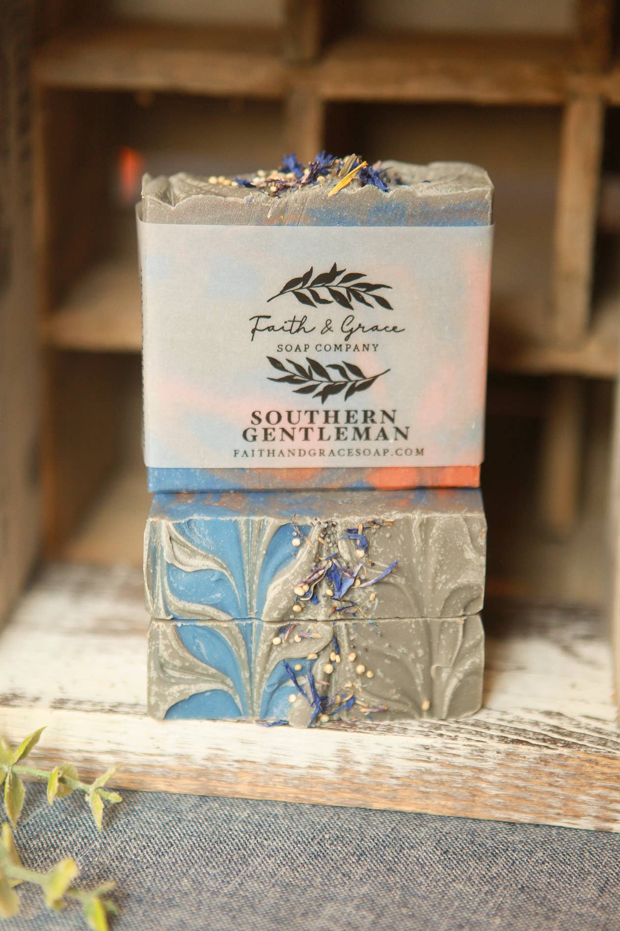Southern Gentleman Soap Bar – Cold Process Soap - Cashmere Daisy