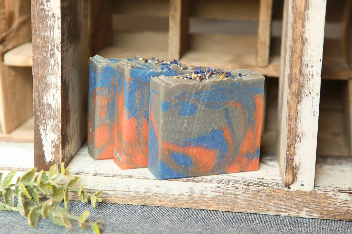 Southern Gentleman Soap Bar – Cold Process Soap - Cashmere Daisy