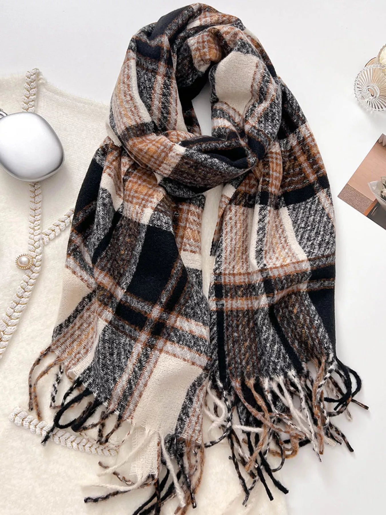 Warm Plaid Winter Scarf - Cashmere Daisy